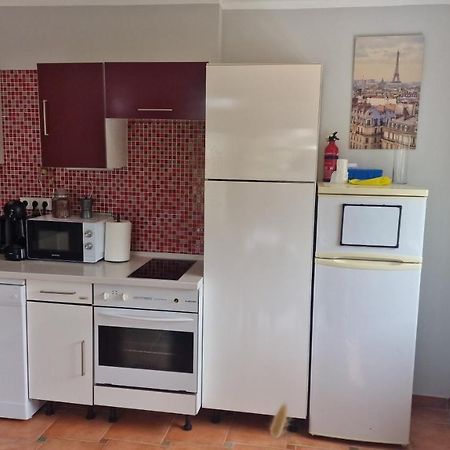 Lovely Condo With Free Parking リュブリャナ エクステリア 写真